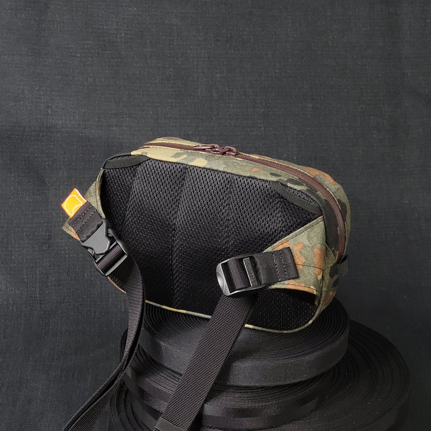 Twist Hip Pack - Custom Colour