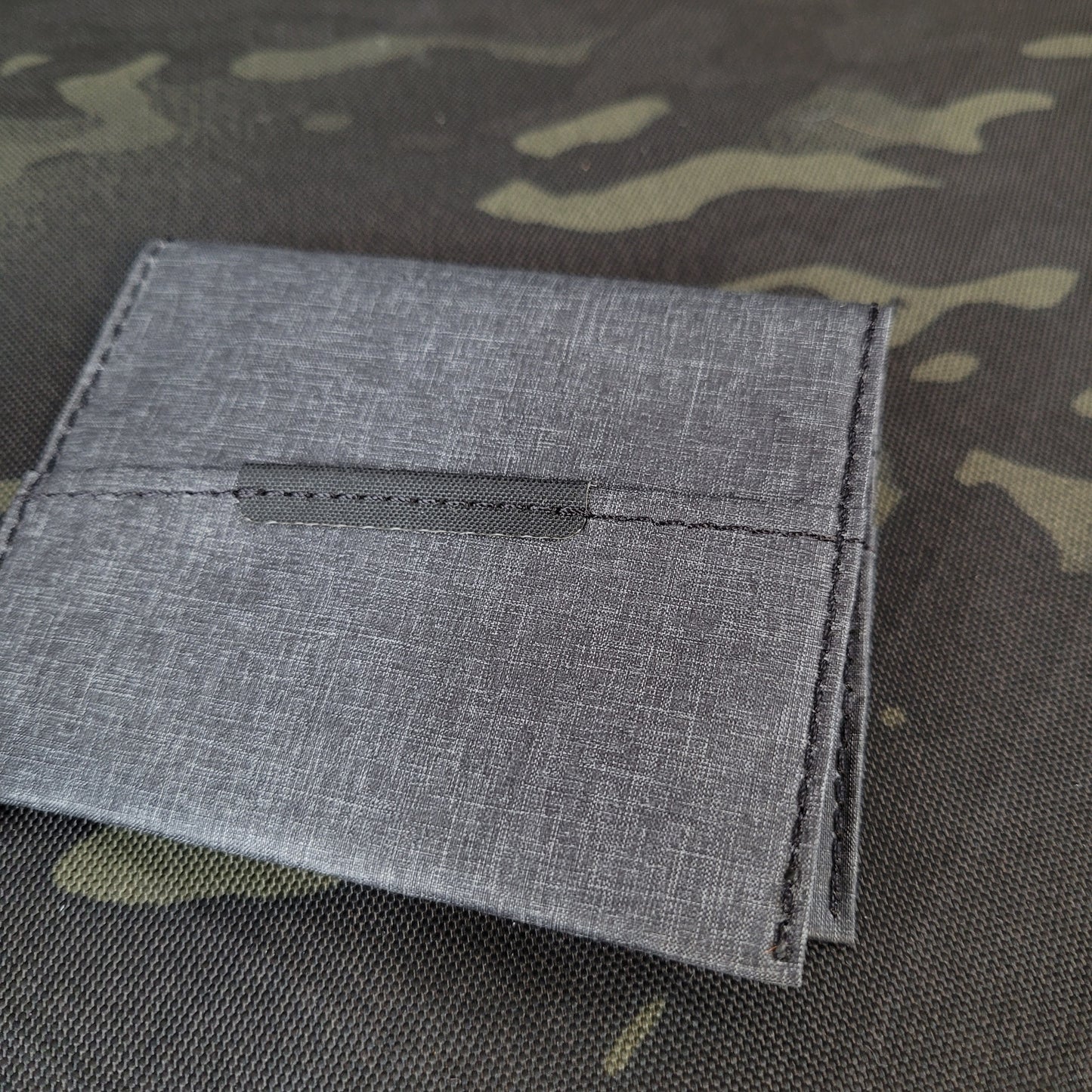 Trace Compact Wallet