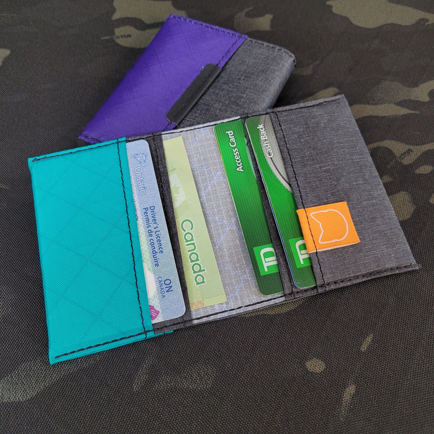 Trace Compact Wallet