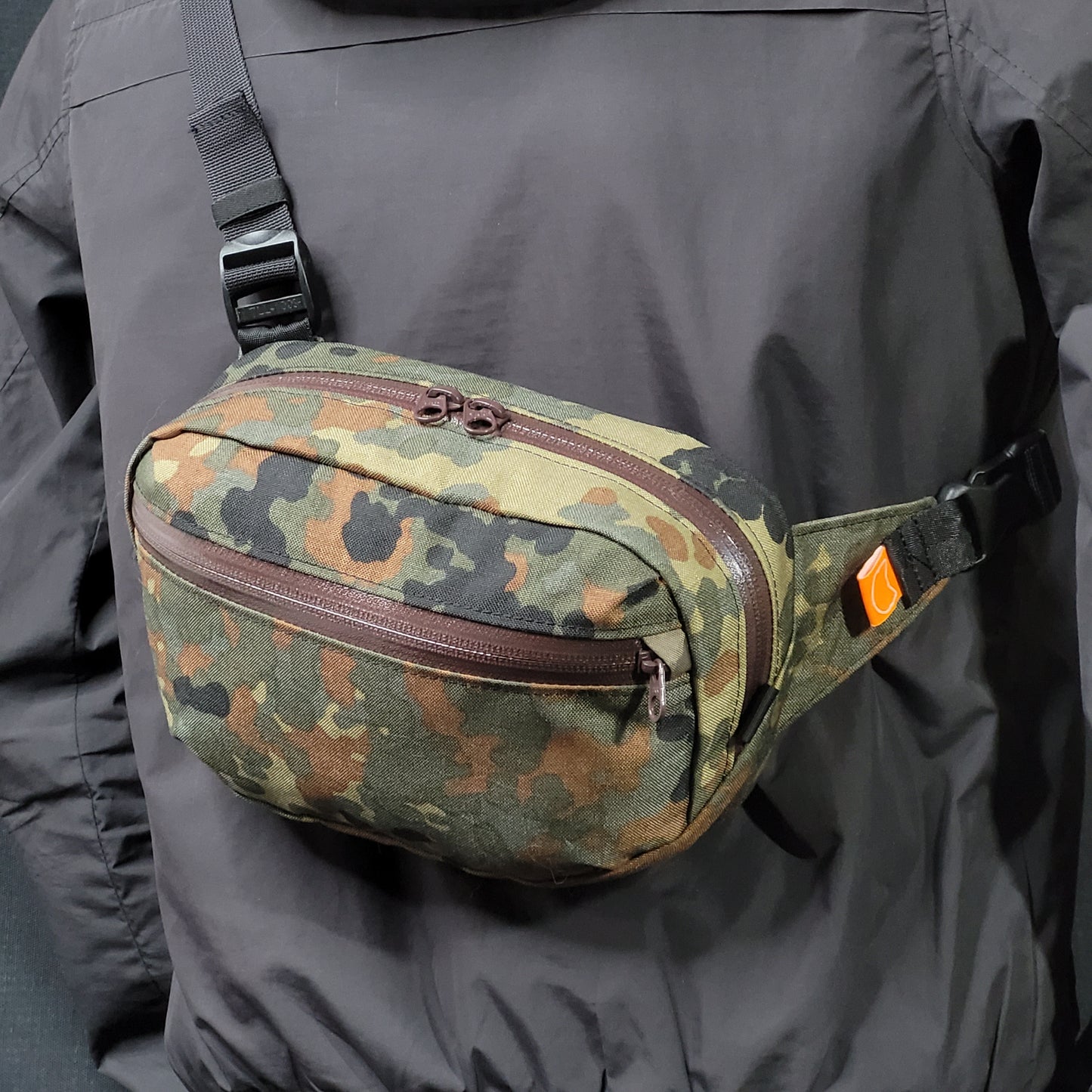 Twist Hip Pack